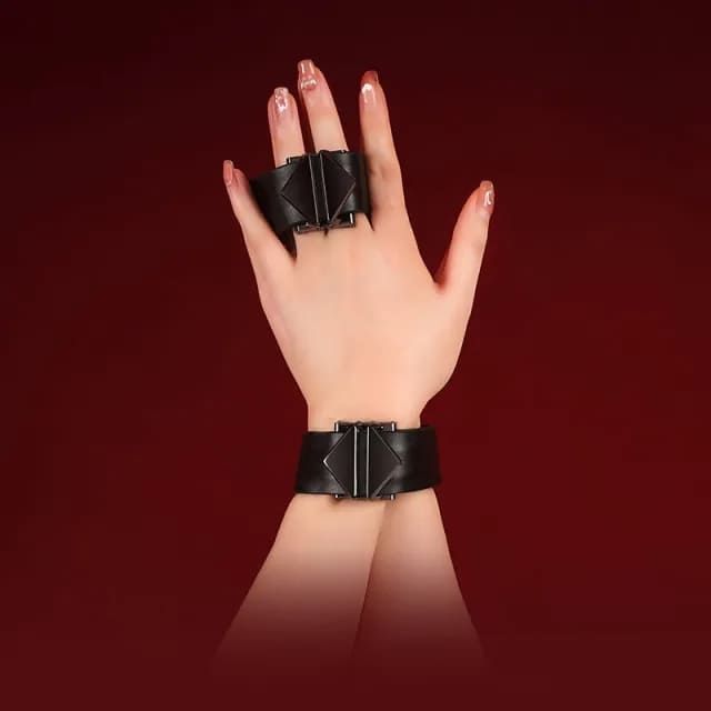 Наручники LOCKINK Wristcuffs/Anklecuffs Brown Set Черные One Size SX0837 фото