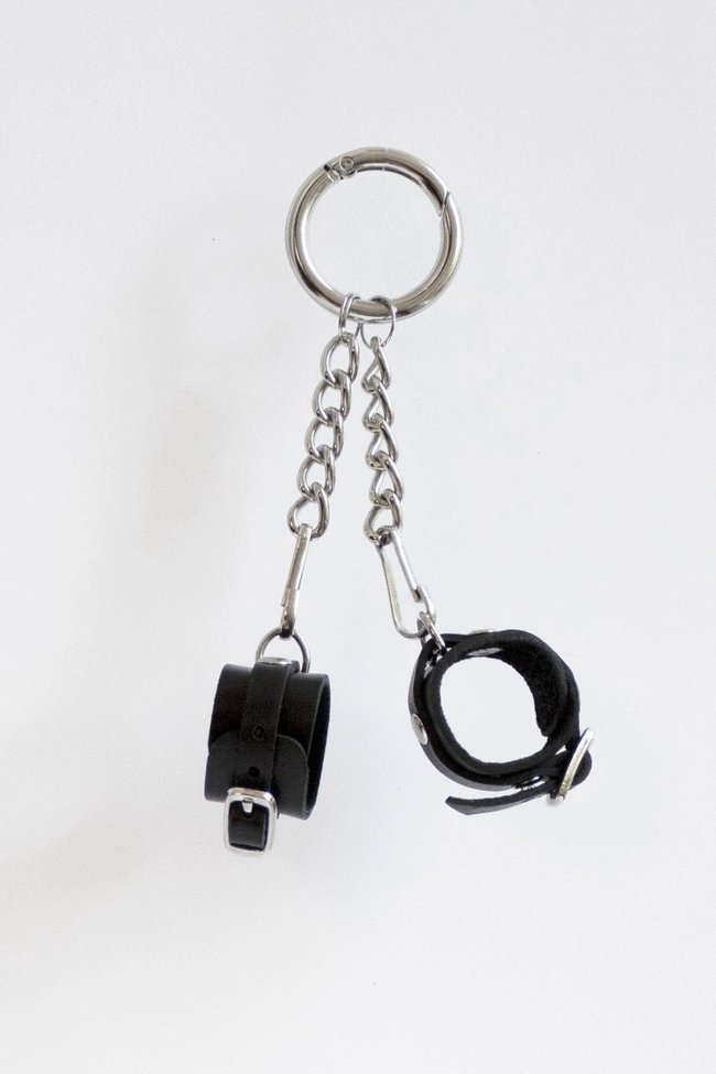 Feral Feelings Buckle Keychain Handcuffs Black