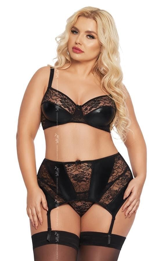 Luxurious set with glossy fabric and lace Softline Joana, Black, 2XL