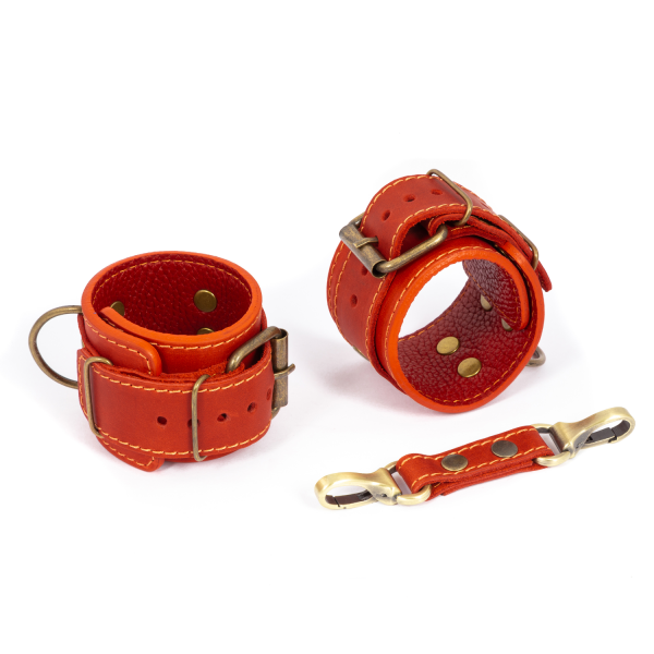 Премиум наручники кожаные LOVECRAFT в подарочной упаковке SO3292 фото