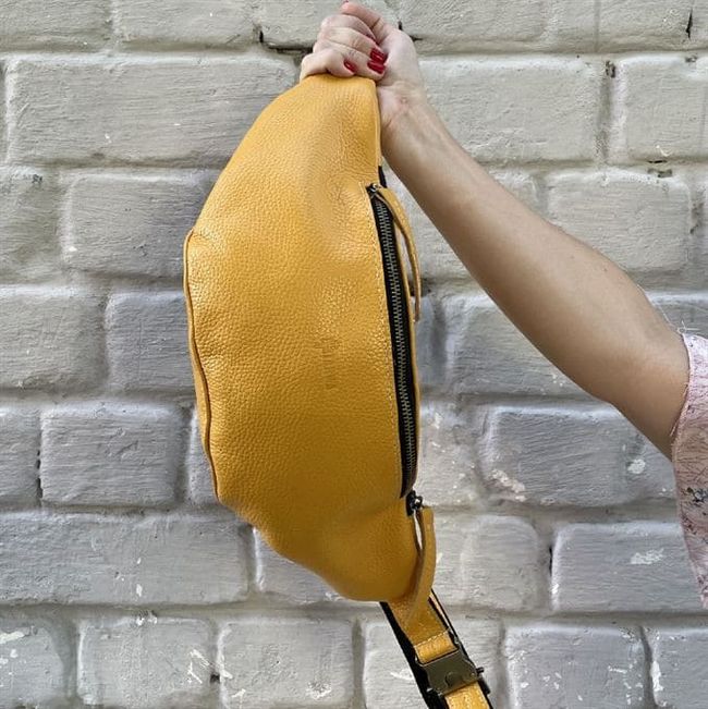 Женская сумка на пояс кожаная бананка TARWA 36 36-160 фото