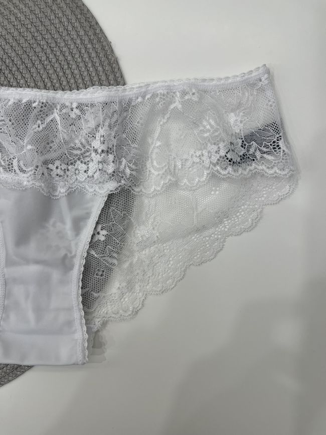 Lace panties Magic Viola White L/XL.